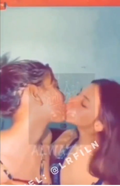 سحاق مصري اندر ايدج بزاز صغيرة وكس وردي